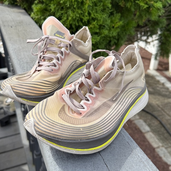 Nike Zoom Fly Beige and Gray Sneakers - Picture 1 of 2